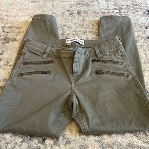 Express Stella Low Rise